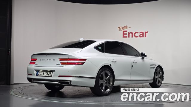 Genesis G80 2022 — photo 2