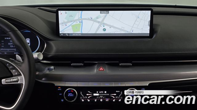 Genesis G80 2022 — photo 18
