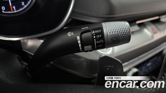 Genesis G80 2022 — photo 26