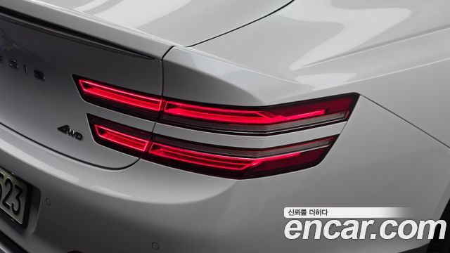 Genesis G80 2022 — photo 9