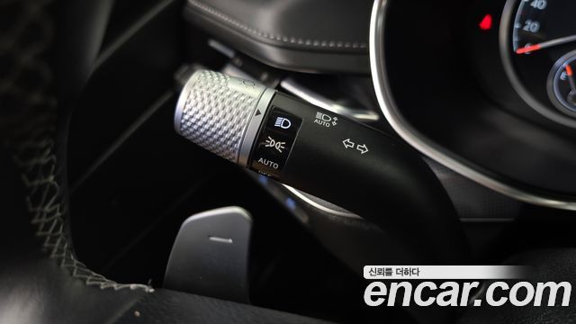 Genesis G80 2022 — photo 28