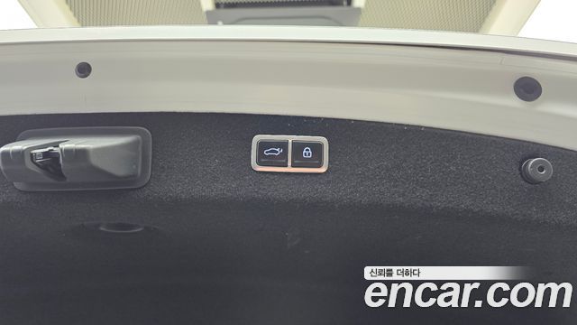 Genesis G80 2022 — photo 29