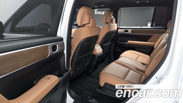 Hyundai Santafe 2025 — photo 11