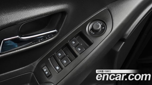 Chevrolet Korea Trax 2021 — photo 28