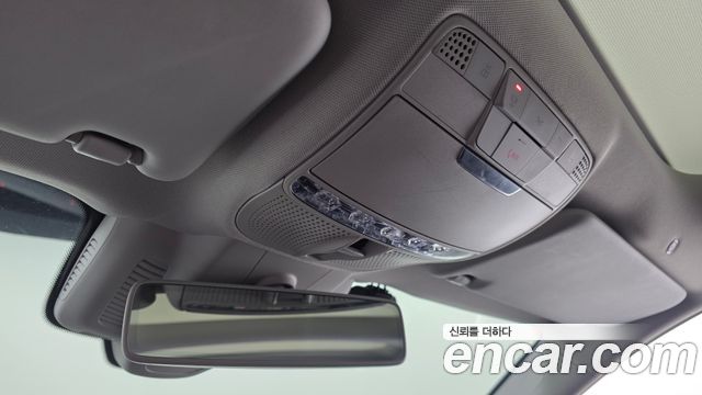 Mercedes-Benz E-Class 2019 — photo 17
