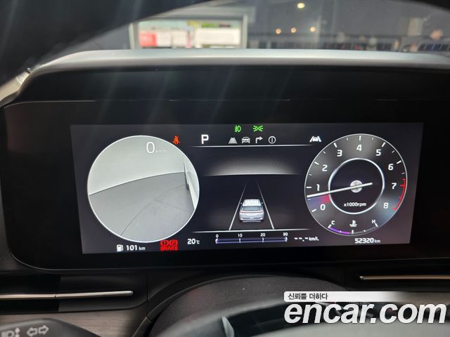 Kia Canival 2023 — photo 8