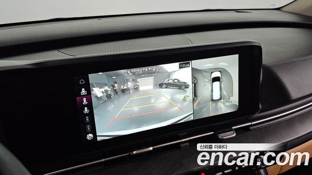 Kia Canival 2023 — photo 13