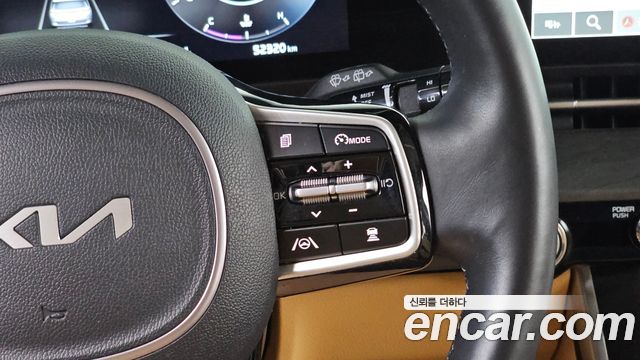 Kia Canival 2023 — photo 15