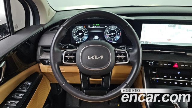 Kia Canival 2023 — photo 18