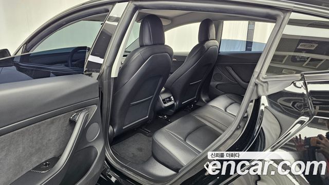 Tesla Model 3 2022 — photo 18