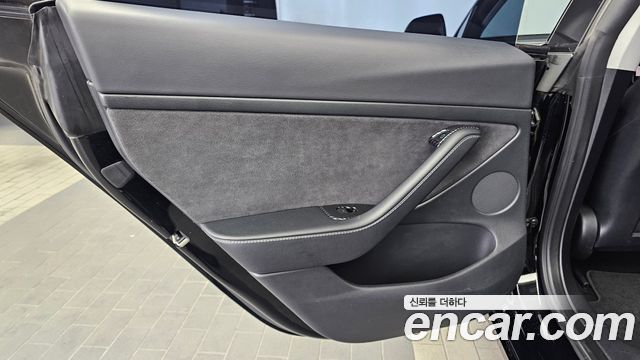 Tesla Model 3 2022 — photo 15