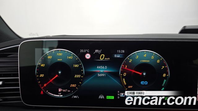 Mercedes-Benz GLE-Class 2022 — photo 11