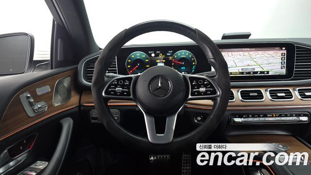 Mercedes-Benz GLE-Class 2022 — photo 18