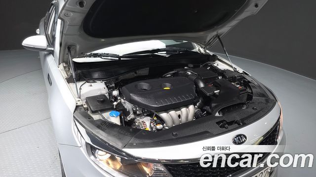 Kia K5 2016 — photo 6