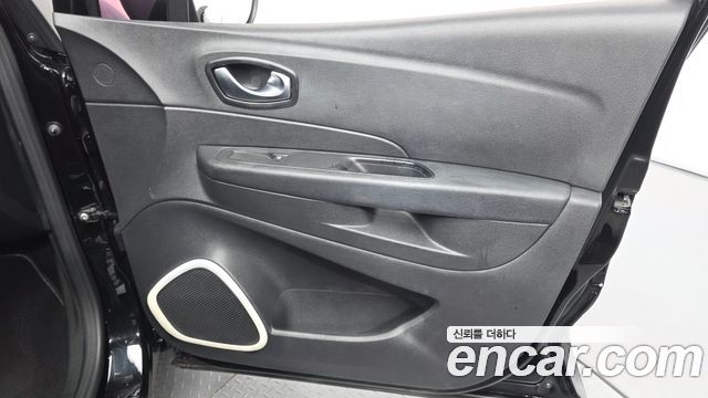 Renault Korea QM3 2018 — photo 14