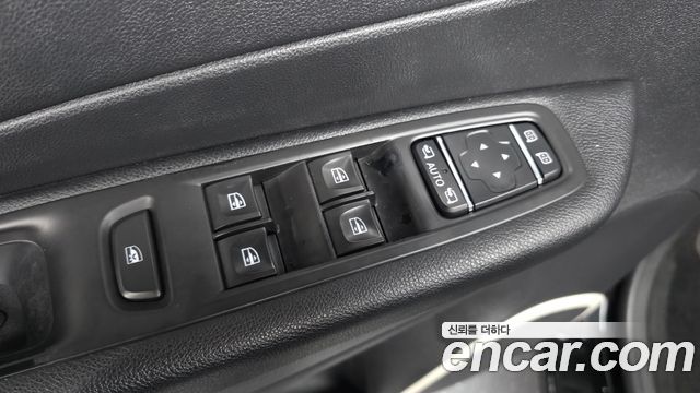 Renault Korea QM3 2018 — photo 29