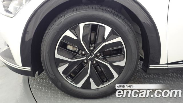 Kia EV6 2022 — photo 5