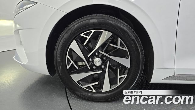 Hyundai Grandeur 2023 — photo 5