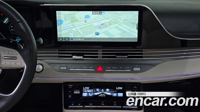Hyundai Grandeur 2023 — photo 18
