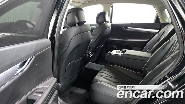 Genesis G80 2023 — photo 17