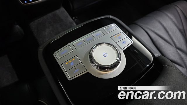 Genesis G80 2023 — photo 33