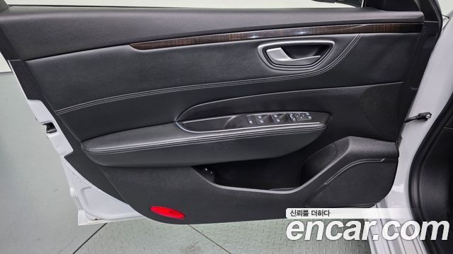 Renault Korea SM6 2017 — photo 14