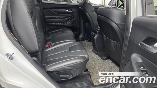 Hyundai Santafe 2021 — photo 17