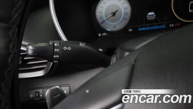 Hyundai Santafe 2021 — photo 32
