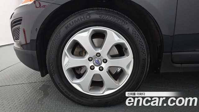 Volvo XC60 2011 — photo 5