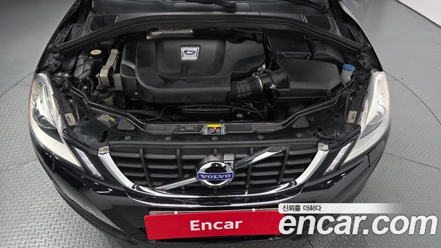 Volvo XC60 2011 — photo 6