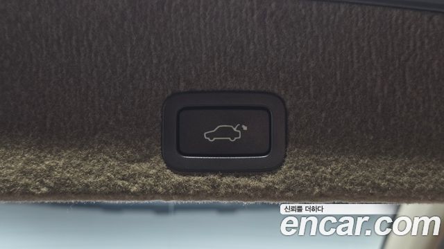 Volvo XC60 2011 — photo 20