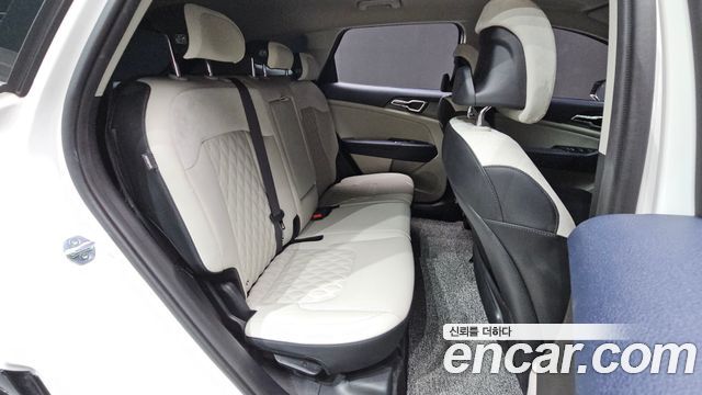 Kia Sportage 2024 — photo 17