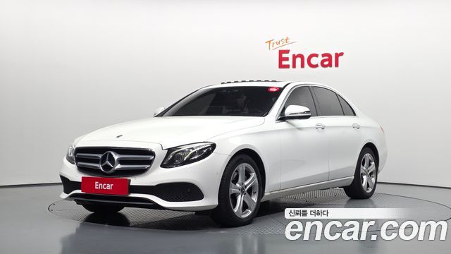 Mercedes-Benz E-Class 2018 — photo 1