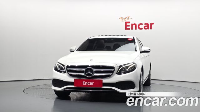 Mercedes-Benz E-Class 2018 — photo 3