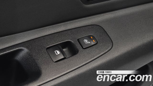 Hyundai AVANTE 2021 — photo 25
