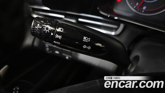 Hyundai AVANTE 2021 — photo 27