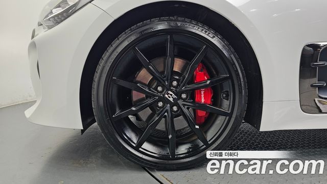 Kia Stinger 2019 — photo 5