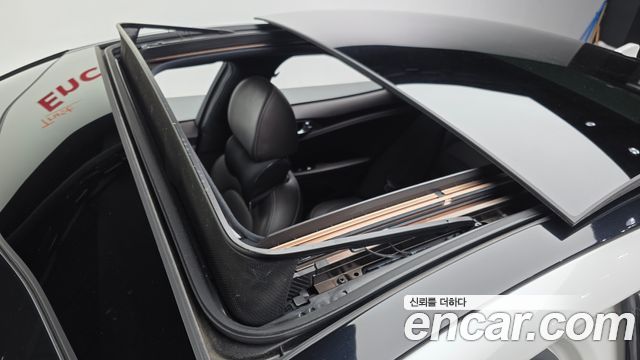 Kia Stinger 2019 — photo 25