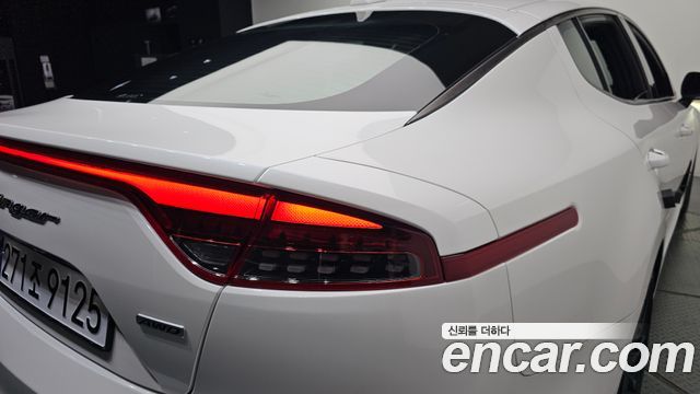 Kia Stinger 2019 — photo 9