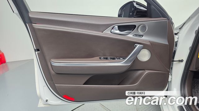 Kia Stinger 2019 — photo 14