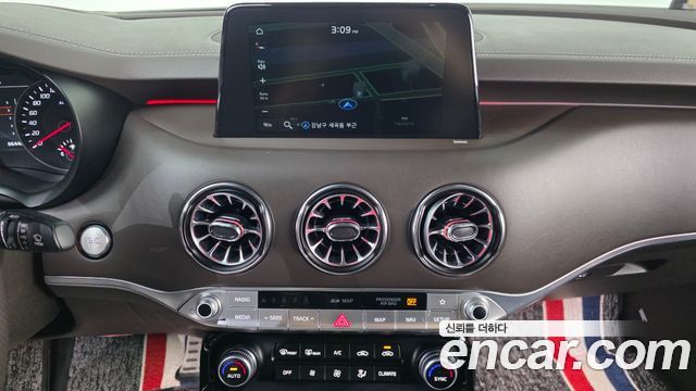 Kia Stinger 2019 — photo 33