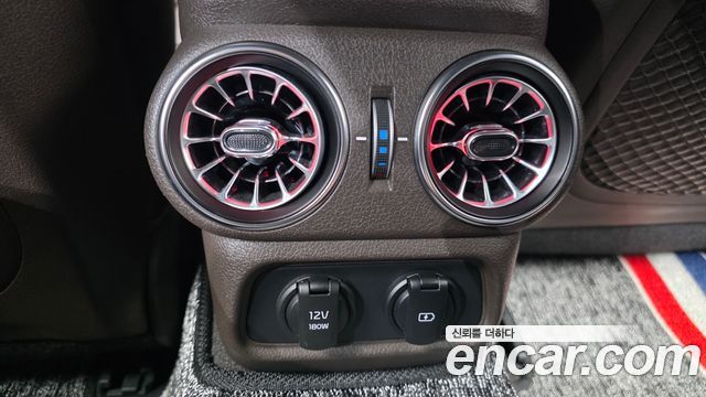 Kia Stinger 2019 — photo 35