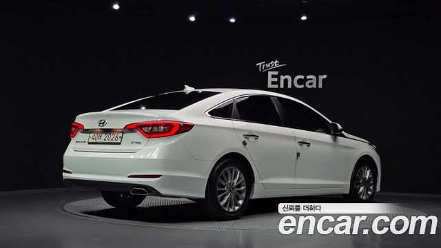 Hyundai Sonata 2015 — photo 2