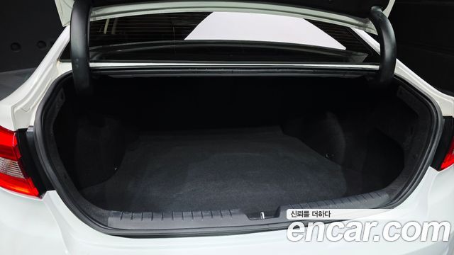 Hyundai Sonata 2015 — photo 26