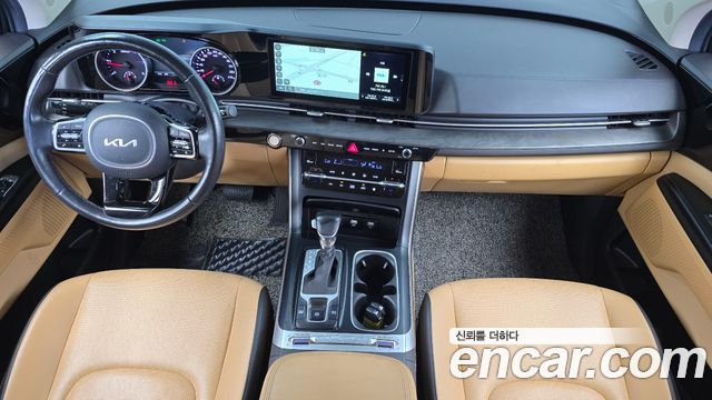 Kia Canival 2023 — photo 7