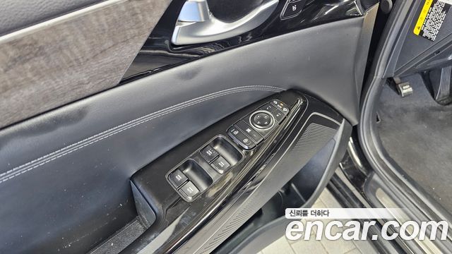 Kia K7 2020 — photo 29