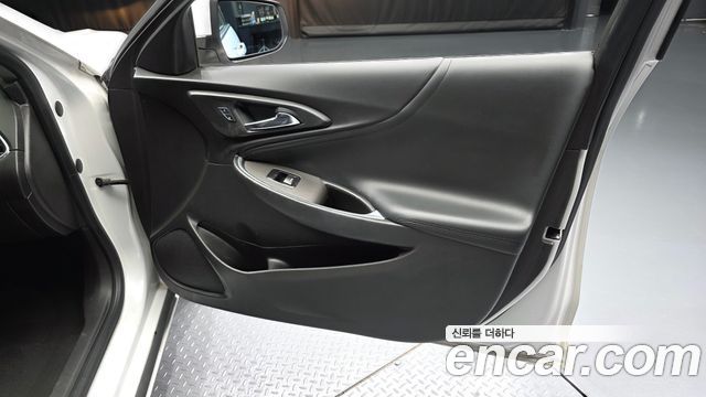 Chevrolet Korea Malibu 2017 — photo 14