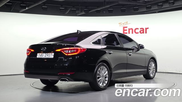 Hyundai Sonata 2015 — photo 2