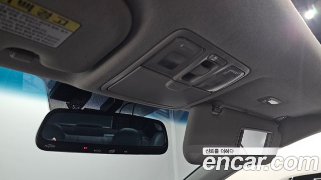 Hyundai AVANTE 2016 — photo 25