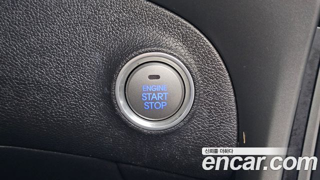 Hyundai AVANTE 2016 — photo 27
